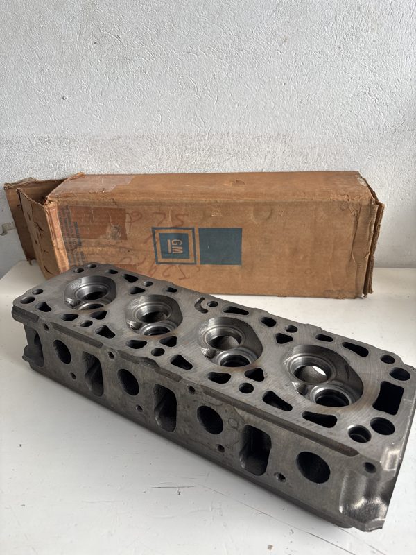  Cabeçote ORIGINAL GM Chevette 1.4/1.6 Álcool/Gasolina Número original 94631611
