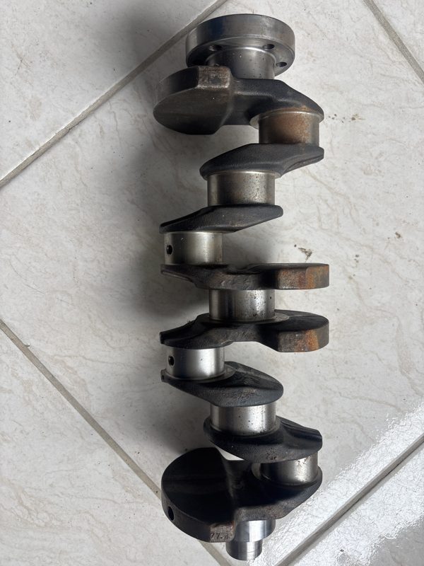 Virabrequim Motor Gol/Passar/Parati/Saveiro/Voyage 74/85 motor 1.5/1.6 049105021T Marca Susin